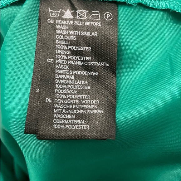 H&M Ruffle Tie Waist Mini Dress Off Shoulder Sz 10 NWT - Picture 10 of 12